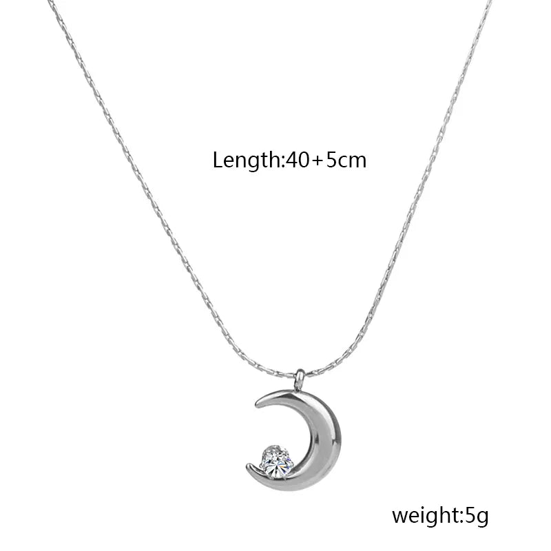 Collar luna plateado