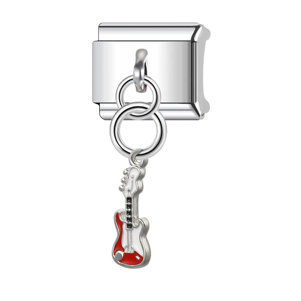 Charm plateado colgante guitarra electrica