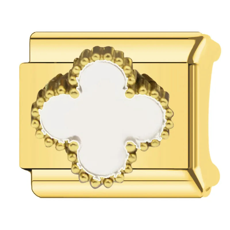 Charm dorado VC blanco