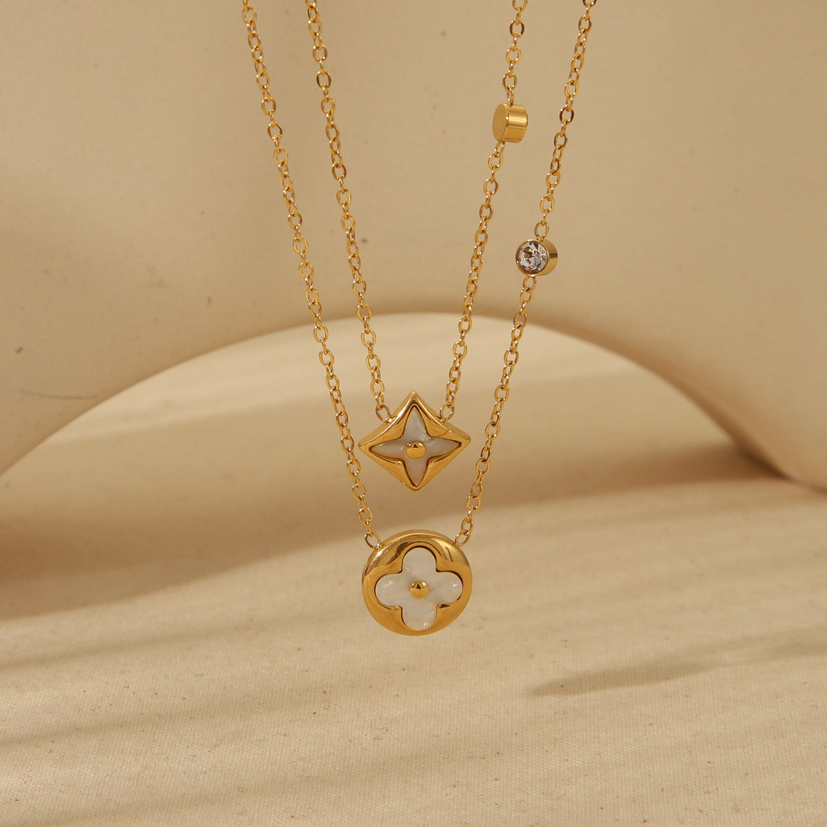 Collar y Pulsera Emilia