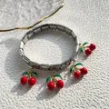 Charm colgante plateado de cereza