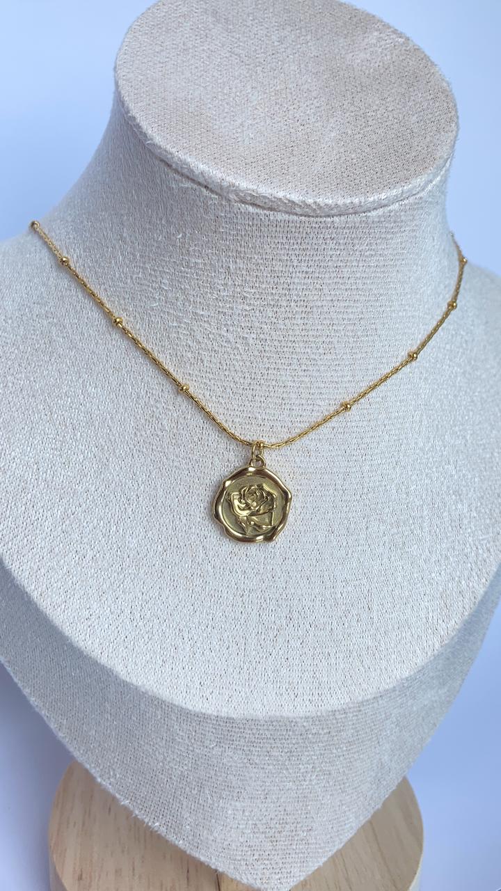 Collar rosa