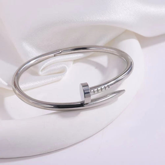 Pulseras clavo