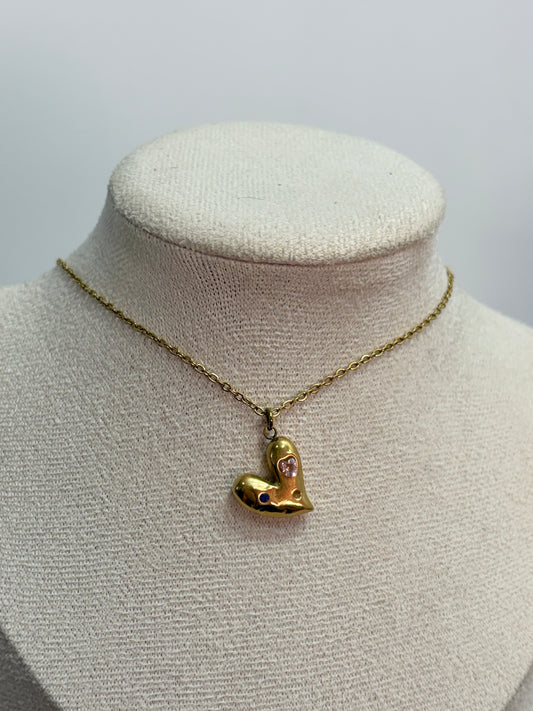 Collar corazon pedras