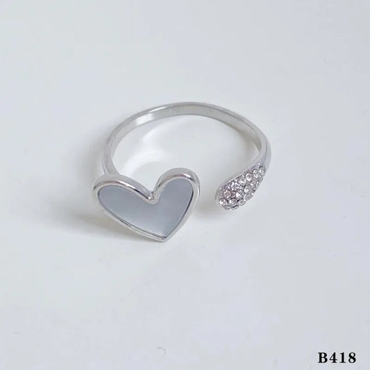 Anillo corazon brillitos plateado