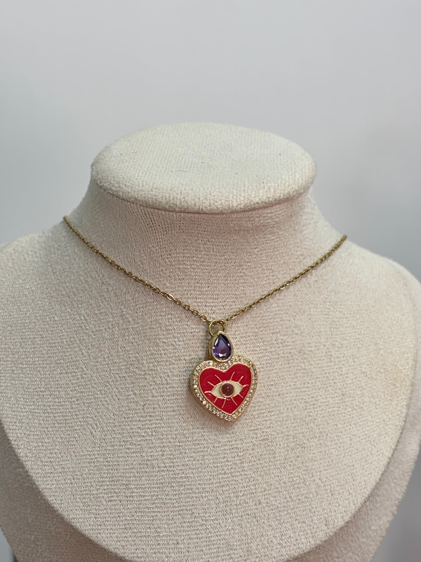 Collar ojo rojo