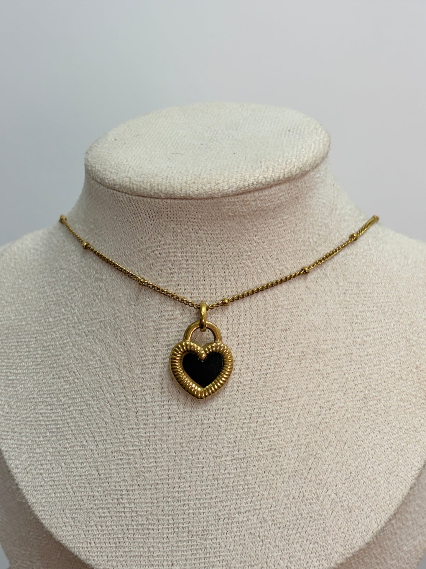 Collar corazon bicolor
