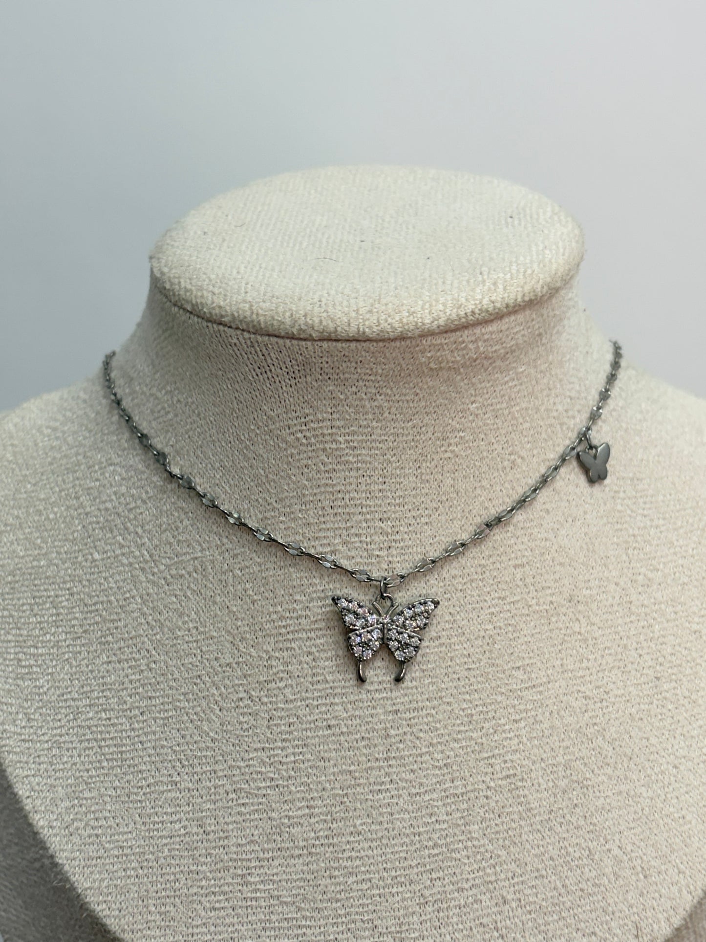 Collar mariposas