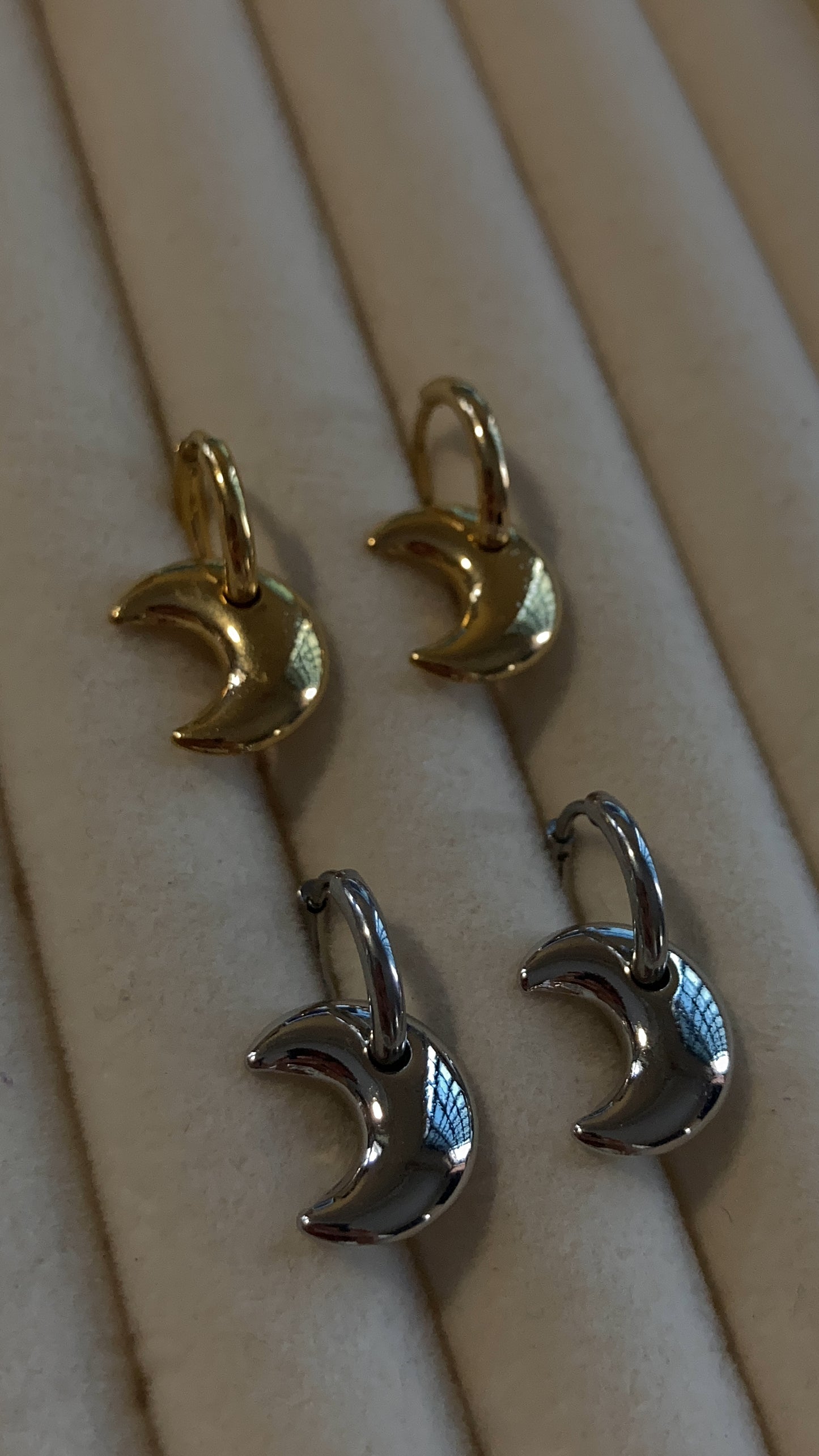 Arracadas Minis Lunas